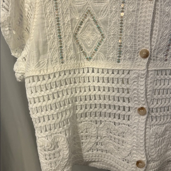 White Crochet Button-Up Top - Picture 3 of 4